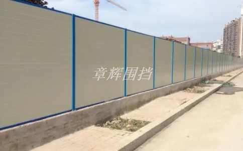 簡易圍擋的平均使用壽命是多久？